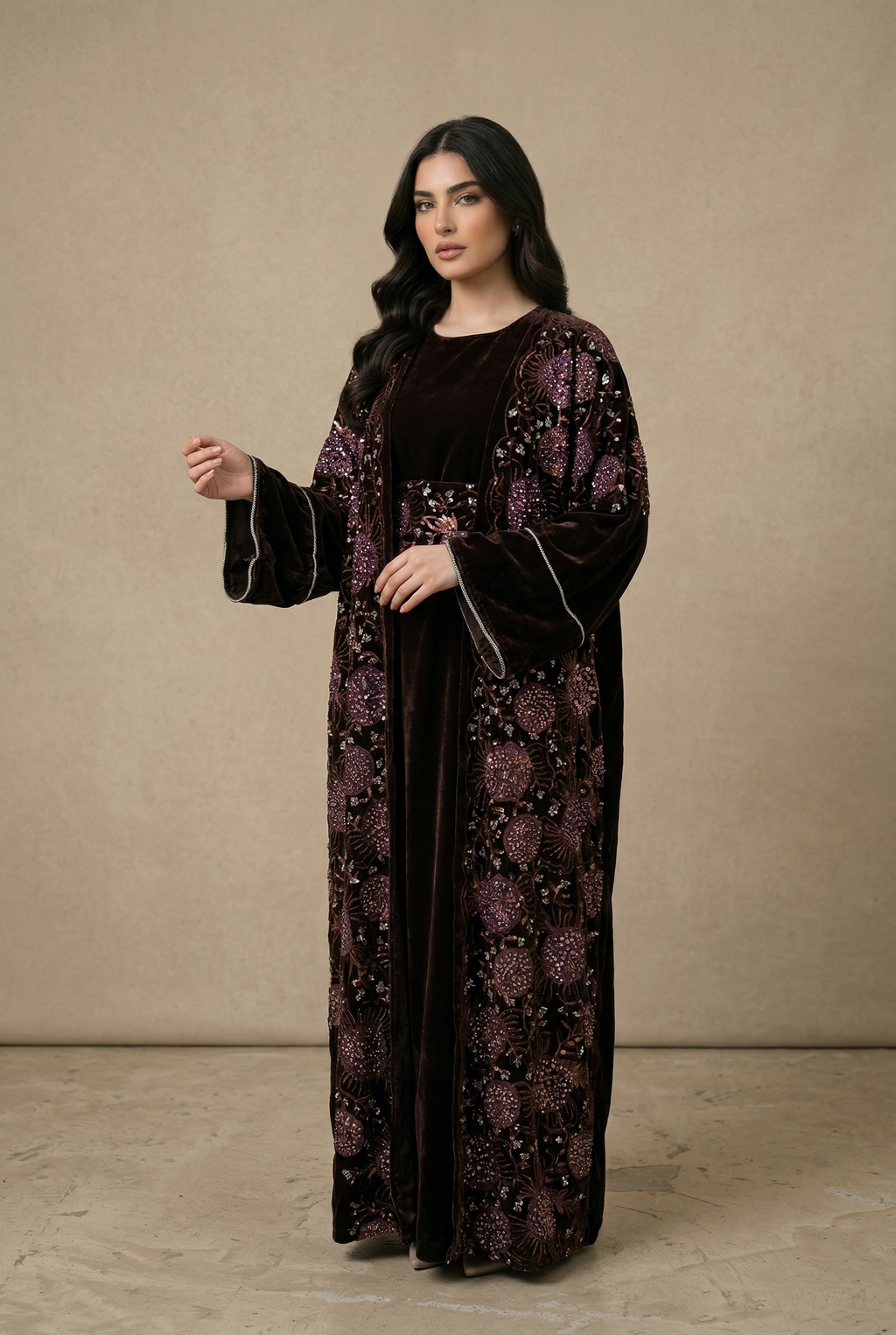 Zyvra – Velvet Abaya Set