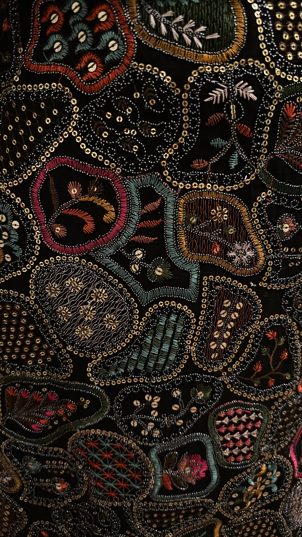 Amber Noir - New