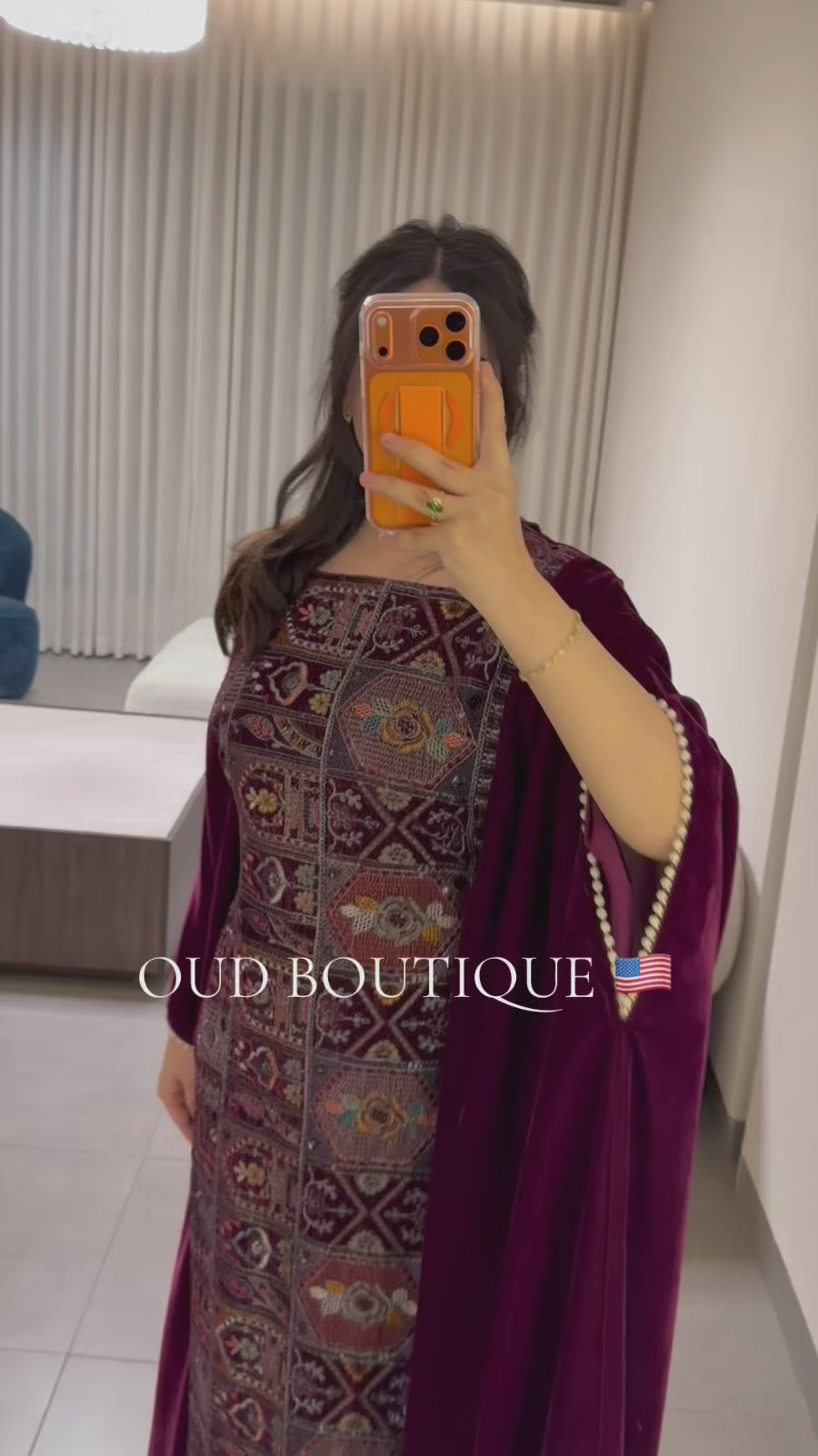 Hala Velvet Burgundy